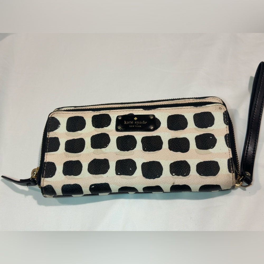 Kate Spade Wallet *Rare Design*